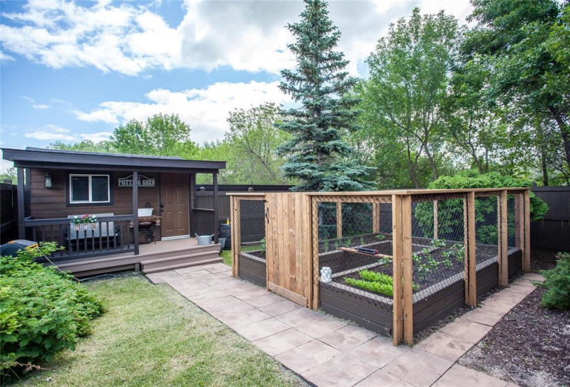 51159 Poirier, 3 Bedrooms Bedrooms, 9 Rooms Rooms,3 BathroomsBathrooms,Residential,For Sale,Poirier