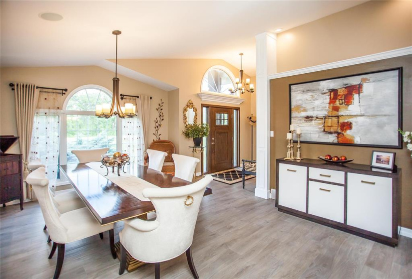 51159 Poirier, 3 Bedrooms Bedrooms, 9 Rooms Rooms,3 BathroomsBathrooms,Residential,For Sale,Poirier