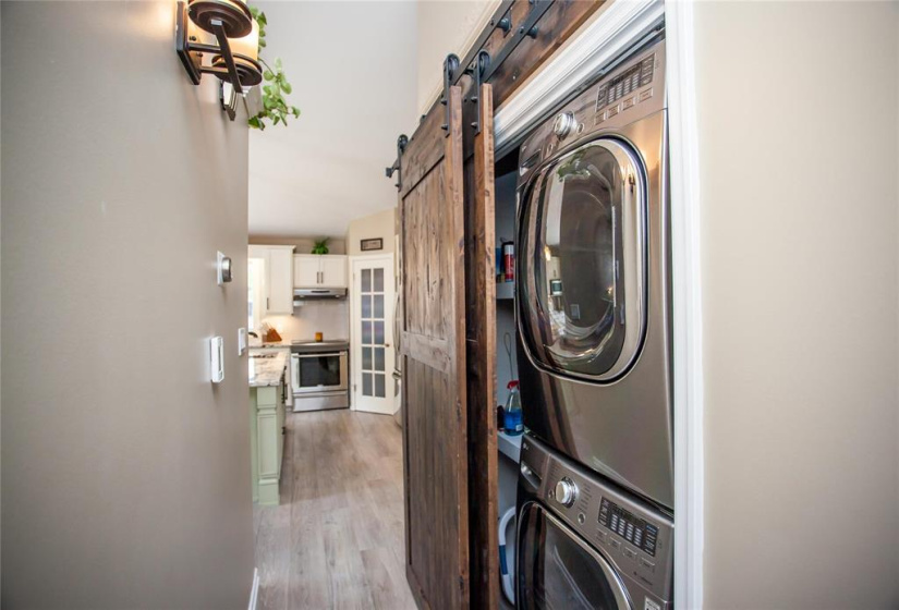51159 Poirier, 3 Bedrooms Bedrooms, 9 Rooms Rooms,3 BathroomsBathrooms,Residential,For Sale,Poirier