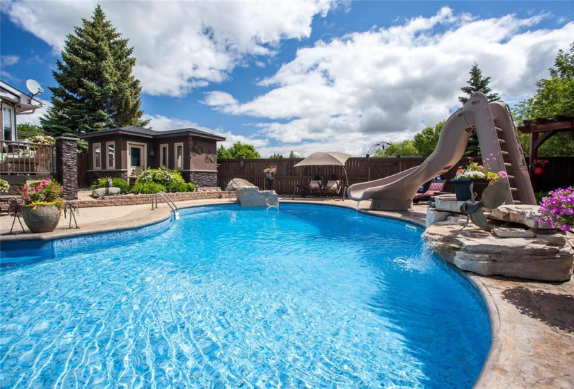 51159 Poirier, 3 Bedrooms Bedrooms, 9 Rooms Rooms,3 BathroomsBathrooms,Residential,For Sale,Poirier