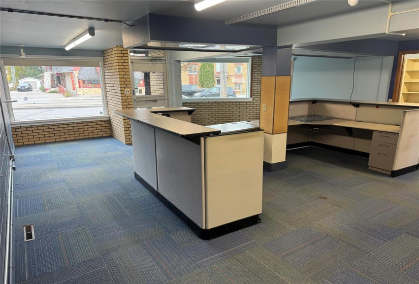 755 St Mary’s, ,Industrial/comm/investmnt,For Sale,St Mary’s