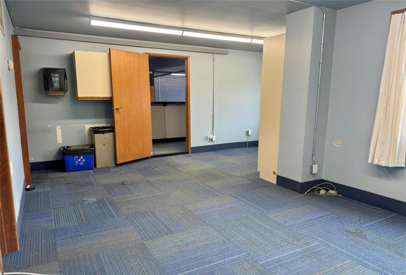 755 St Mary’s, ,Industrial/comm/investmnt,For Sale,St Mary’s
