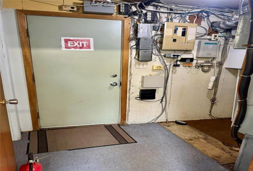 755 St Mary’s, ,Industrial/comm/investmnt,For Sale,St Mary’s