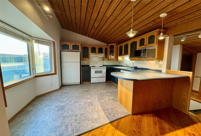 755 St Mary’s, ,Industrial/comm/investmnt,For Sale,St Mary’s