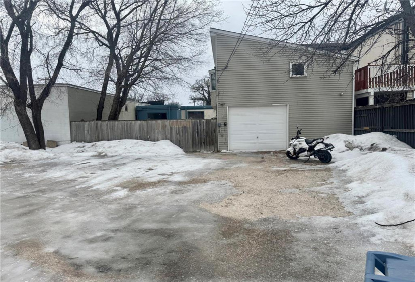 755 St Mary’s, ,Industrial/comm/investmnt,For Sale,St Mary’s