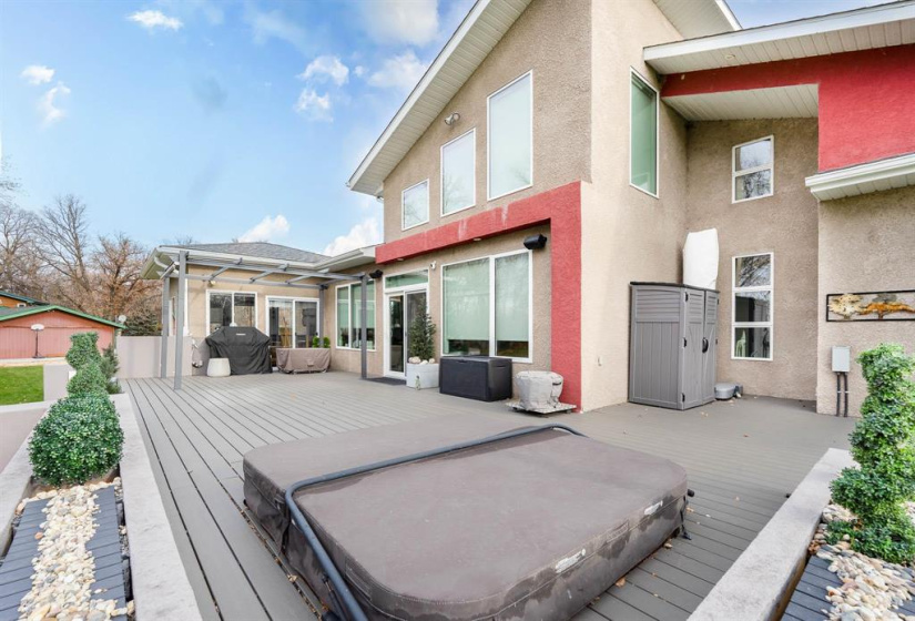 Fall view of the deck
