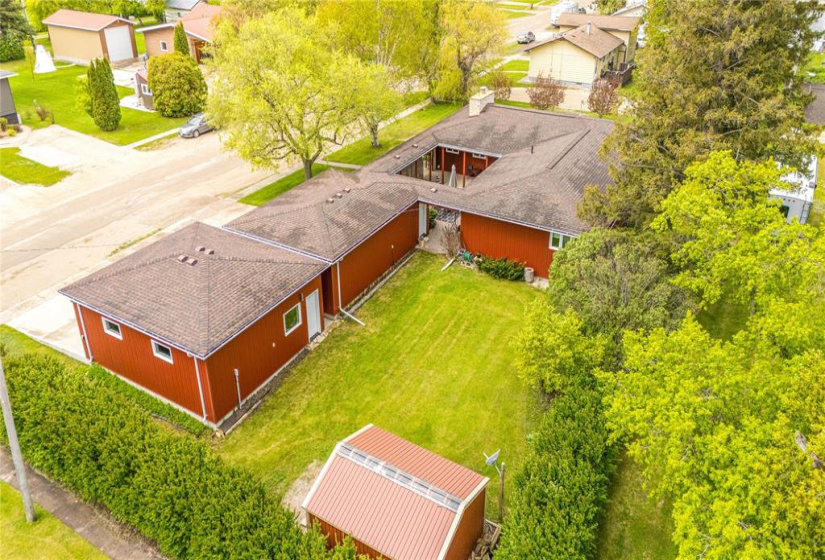 453 Sarah, 4 Bedrooms Bedrooms, 16 Rooms Rooms,3 BathroomsBathrooms,Residential,For Sale,Sarah