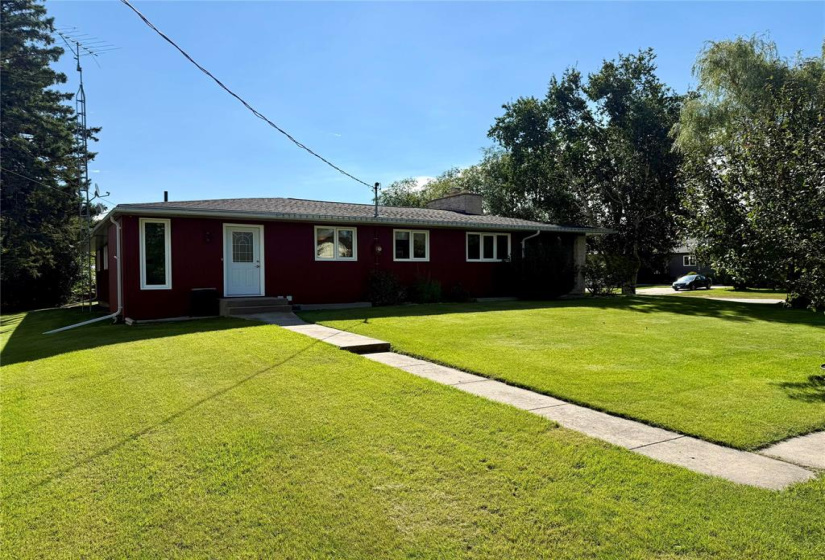 453 Sarah, 4 Bedrooms Bedrooms, 16 Rooms Rooms,3 BathroomsBathrooms,Residential,For Sale,Sarah