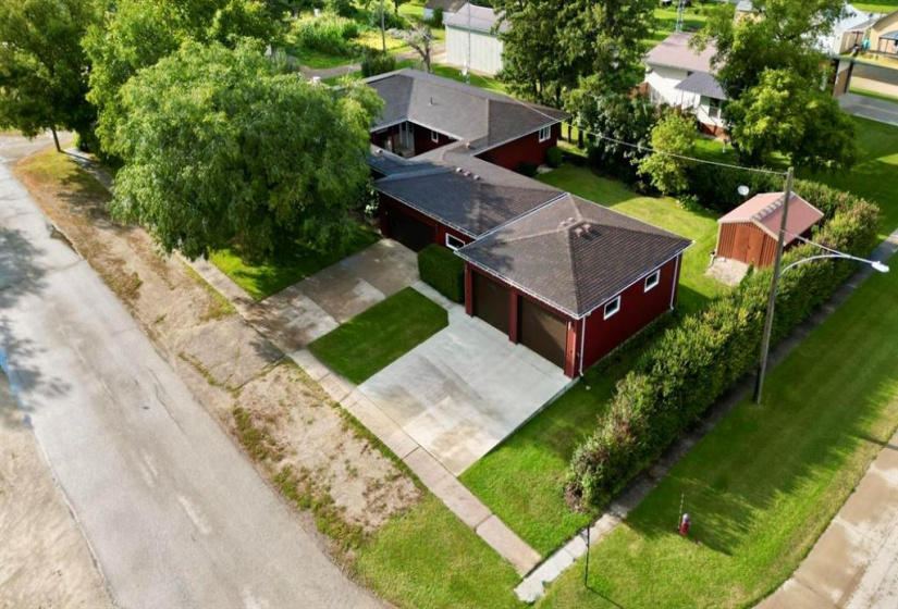 453 Sarah, 4 Bedrooms Bedrooms, 16 Rooms Rooms,3 BathroomsBathrooms,Residential,For Sale,Sarah