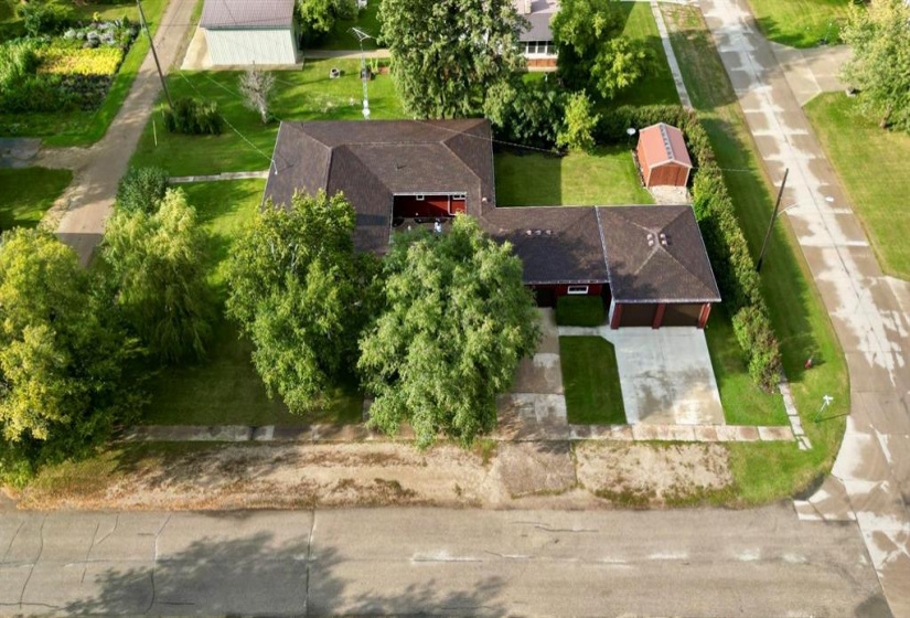 453 Sarah, 4 Bedrooms Bedrooms, 16 Rooms Rooms,3 BathroomsBathrooms,Residential,For Sale,Sarah