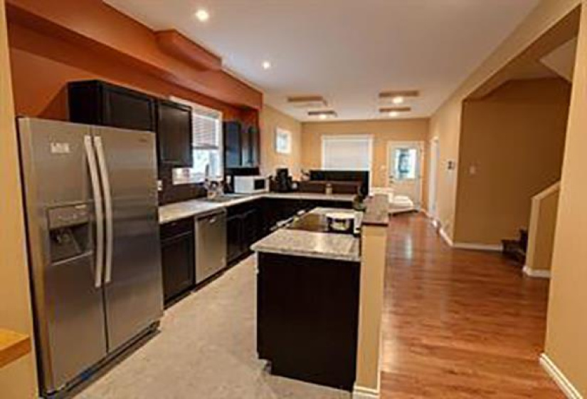 371 Boyd, 3 Bedrooms Bedrooms, 9 Rooms Rooms,1 BathroomBathrooms,Residential,For Sale,Boyd