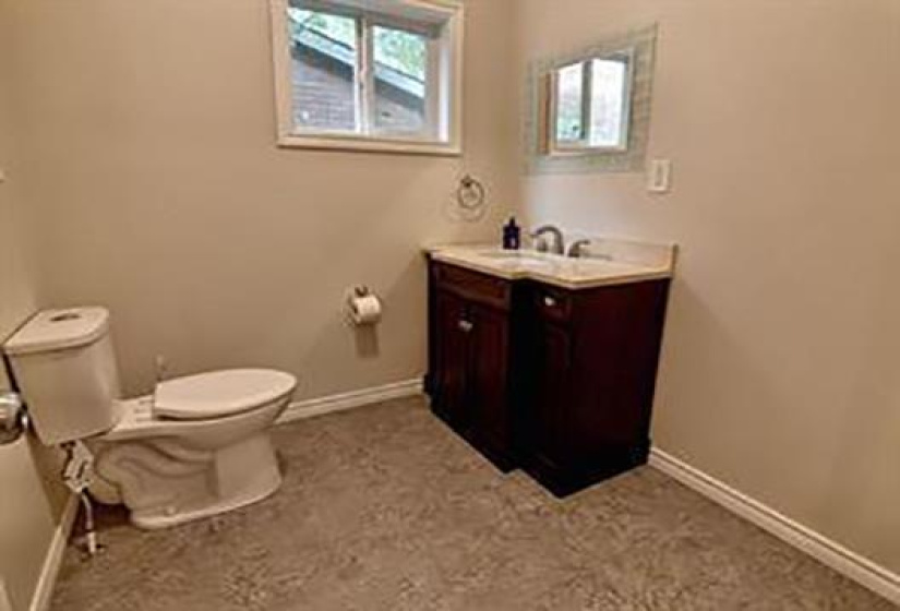 371 Boyd, 3 Bedrooms Bedrooms, 9 Rooms Rooms,1 BathroomBathrooms,Residential,For Sale,Boyd