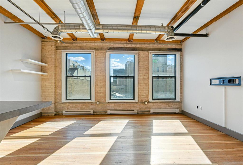 110 Princess, 1 Bedroom Bedrooms, 4 Rooms Rooms,1 BathroomBathrooms,Condominium,For Sale,Princess