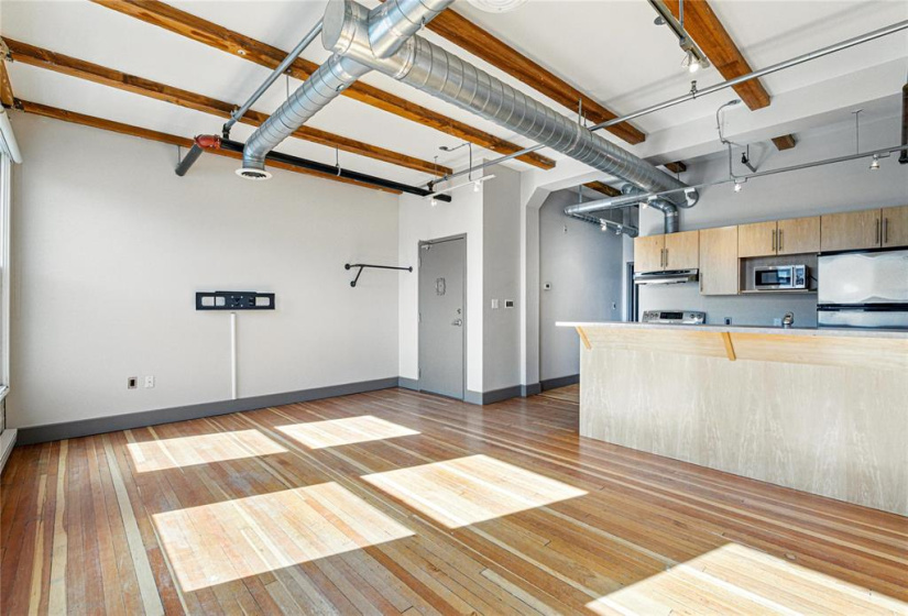 110 Princess, 1 Bedroom Bedrooms, 4 Rooms Rooms,1 BathroomBathrooms,Condominium,For Sale,Princess