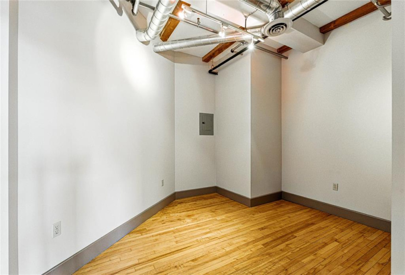 110 Princess, 1 Bedroom Bedrooms, 4 Rooms Rooms,1 BathroomBathrooms,Condominium,For Sale,Princess