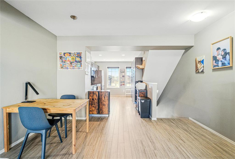 20 Ancaster, 2 Bedrooms Bedrooms, 8 Rooms Rooms,1 BathroomBathrooms,Condominium,For Sale,Ancaster