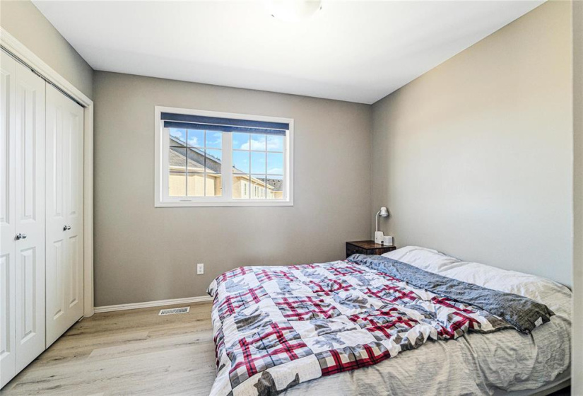 20 Ancaster, 2 Bedrooms Bedrooms, 8 Rooms Rooms,1 BathroomBathrooms,Condominium,For Sale,Ancaster