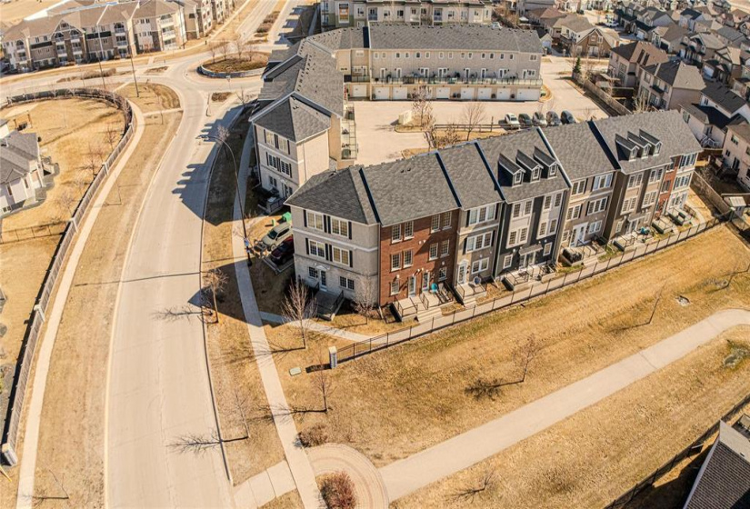 20 Ancaster, 2 Bedrooms Bedrooms, 8 Rooms Rooms,1 BathroomBathrooms,Condominium,For Sale,Ancaster