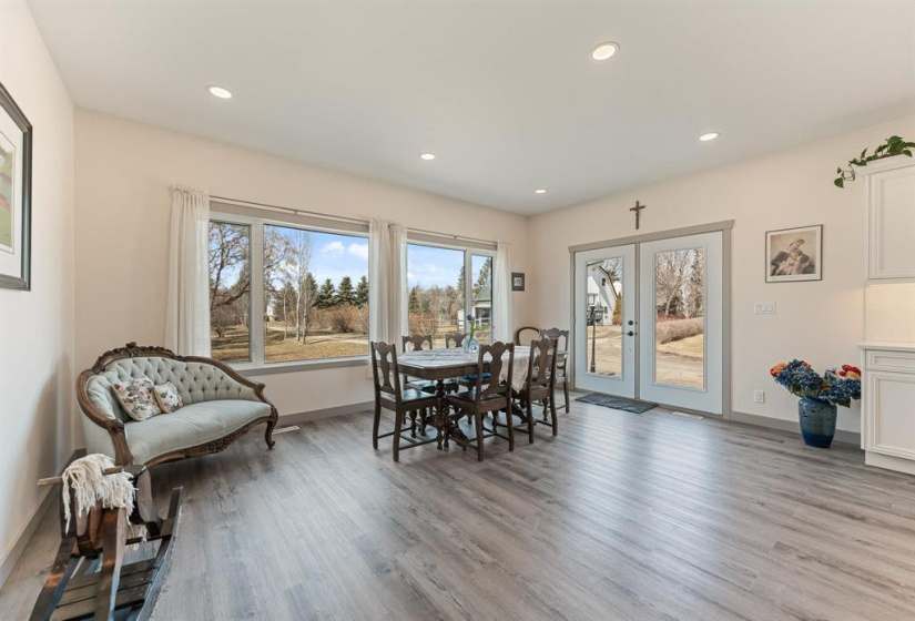 68009 2E, 4 Bedrooms Bedrooms, 11 Rooms Rooms,2 BathroomsBathrooms,Residential,For Sale,2E