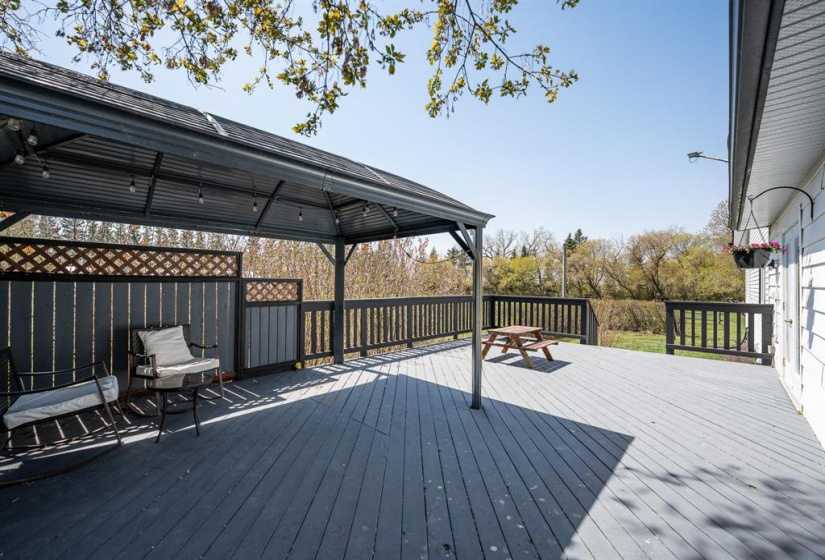 68009 2E, 4 Bedrooms Bedrooms, 11 Rooms Rooms,2 BathroomsBathrooms,Residential,For Sale,2E