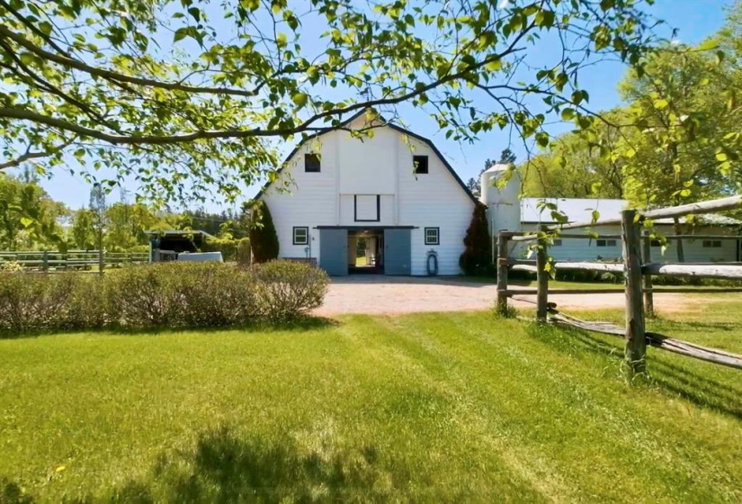 68009 2E, 4 Bedrooms Bedrooms, 11 Rooms Rooms,2 BathroomsBathrooms,Residential,For Sale,2E
