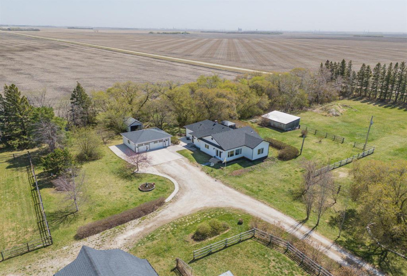 68009 2E, 4 Bedrooms Bedrooms, 11 Rooms Rooms,2 BathroomsBathrooms,Residential,For Sale,2E