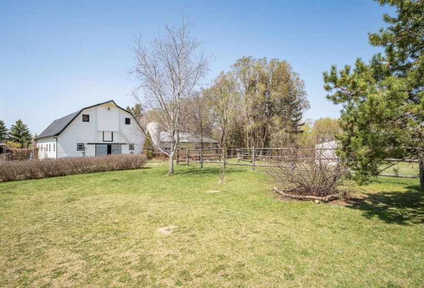 68009 2E, 4 Bedrooms Bedrooms, 11 Rooms Rooms,2 BathroomsBathrooms,Residential,For Sale,2E