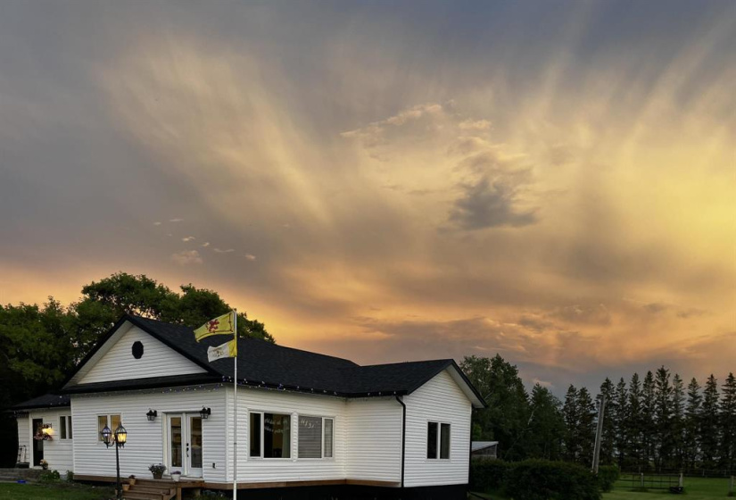 68009 2E, 4 Bedrooms Bedrooms, 11 Rooms Rooms,2 BathroomsBathrooms,Residential,For Sale,2E