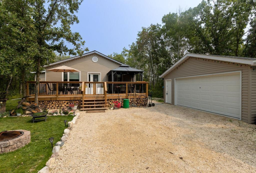 51 Rose, 2 Bedrooms Bedrooms, 6 Rooms Rooms,1 BathroomBathrooms,Residential,For Sale,Rose