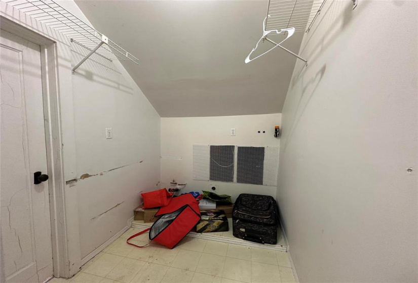 possible second floor laundry