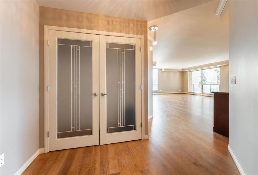 180 Tuxedo, 2 Bedrooms Bedrooms, 9 Rooms Rooms,2 BathroomsBathrooms,Condominium,For Sale,Tuxedo