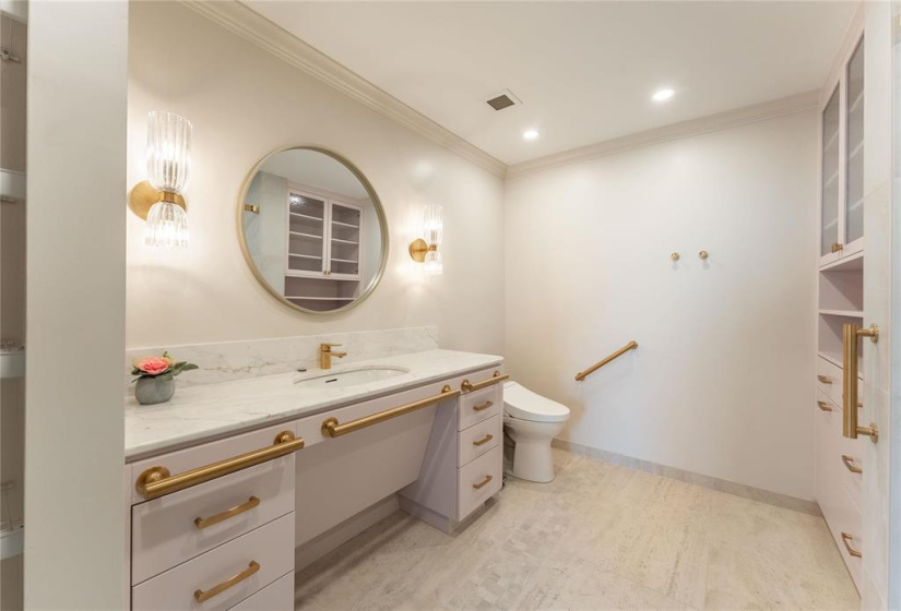 180 Tuxedo, 2 Bedrooms Bedrooms, 9 Rooms Rooms,2 BathroomsBathrooms,Condominium,For Sale,Tuxedo
