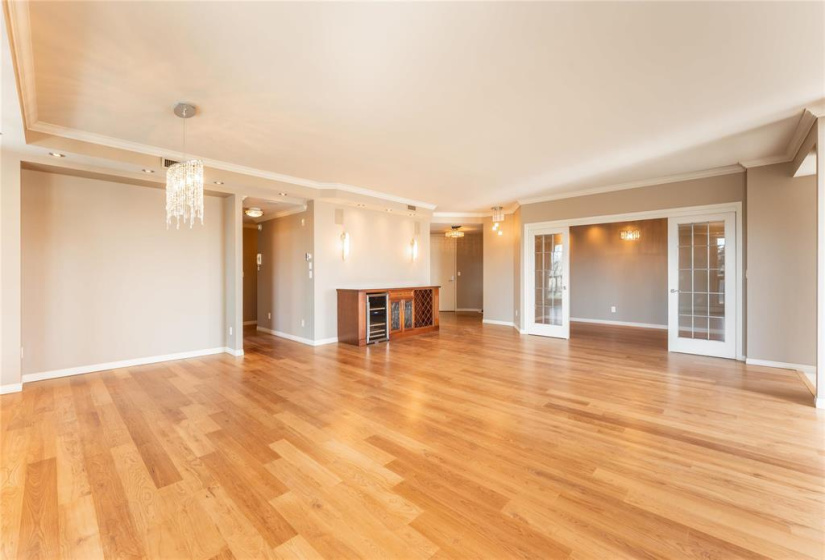 180 Tuxedo, 2 Bedrooms Bedrooms, 9 Rooms Rooms,2 BathroomsBathrooms,Condominium,For Sale,Tuxedo