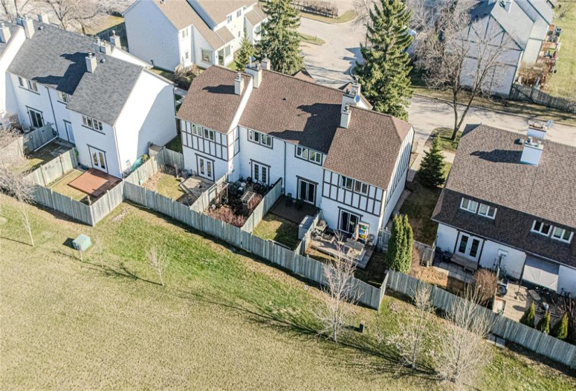 73 Apple, 3 Bedrooms Bedrooms, 9 Rooms Rooms,1 BathroomBathrooms,Condominium,For Sale,Apple