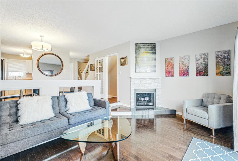 73 Apple, 3 Bedrooms Bedrooms, 9 Rooms Rooms,1 BathroomBathrooms,Condominium,For Sale,Apple