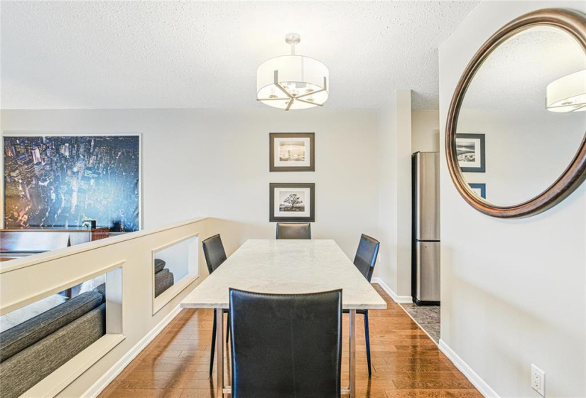 73 Apple, 3 Bedrooms Bedrooms, 9 Rooms Rooms,1 BathroomBathrooms,Condominium,For Sale,Apple