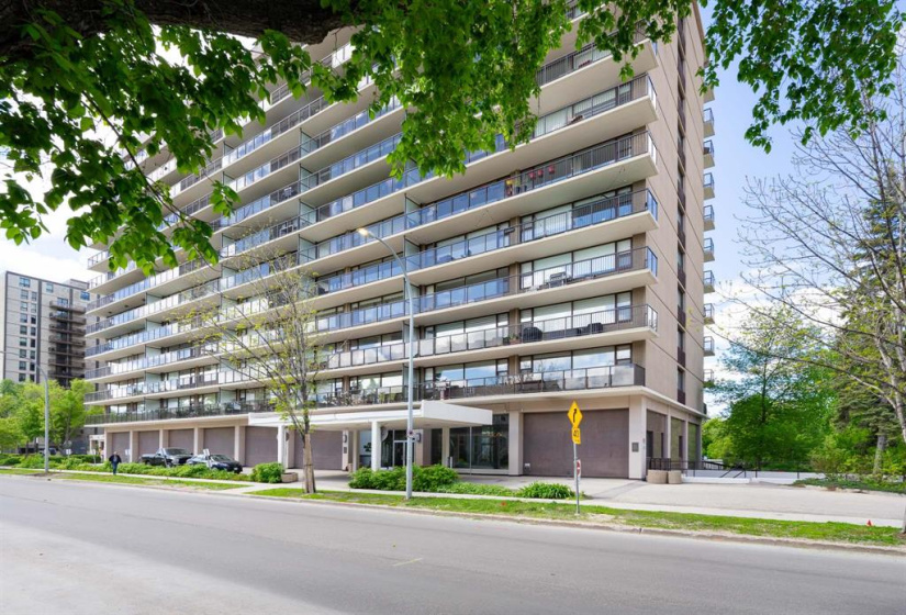99 Wellington, 1 Bedroom Bedrooms, 5 Rooms Rooms,1 BathroomBathrooms,Condominium,For Sale,Wellington