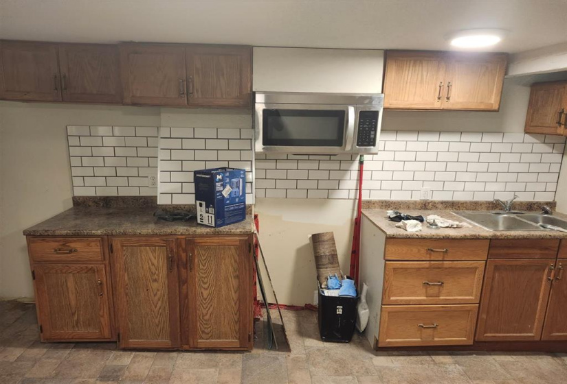 305 BOYD, 4 Bedrooms Bedrooms, 11 Rooms Rooms,2 BathroomsBathrooms,Residential,For Sale,BOYD