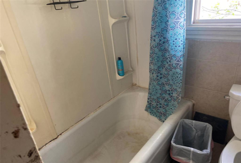 305 BOYD, 4 Bedrooms Bedrooms, 11 Rooms Rooms,2 BathroomsBathrooms,Residential,For Sale,BOYD