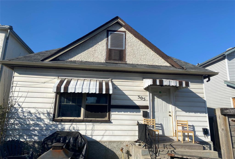 305 BOYD, 4 Bedrooms Bedrooms, 11 Rooms Rooms,2 BathroomsBathrooms,Residential,For Sale,BOYD