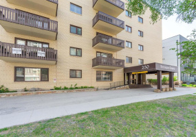 250 Wellington, 1 Bedroom Bedrooms, 5 Rooms Rooms,1 BathroomBathrooms,Condominium,For Sale,Wellington