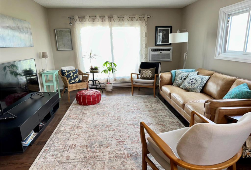 1720 Pembina, 2 Bedrooms Bedrooms, 10 Rooms Rooms,2 BathroomsBathrooms,Condominium,For Sale,Pembina