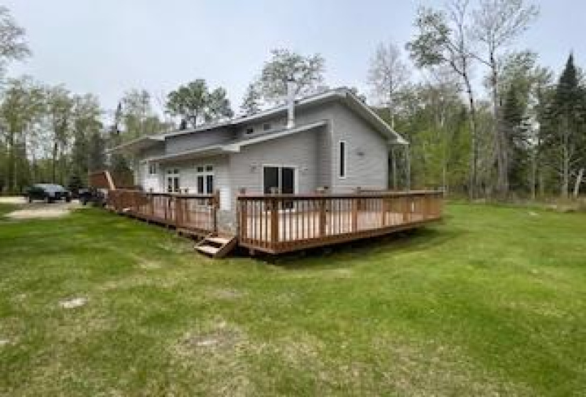 207 Thunder, 3 Bedrooms Bedrooms, 7 Rooms Rooms,2 BathroomsBathrooms,Residential,For Sale,Thunder