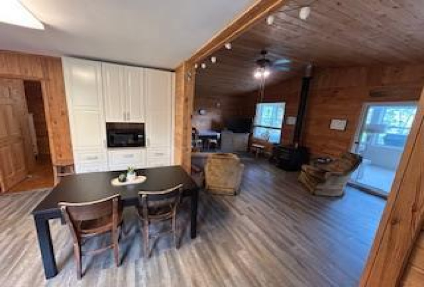 217 Thunder, 3 Bedrooms Bedrooms, 7 Rooms Rooms,1 BathroomBathrooms,Residential,For Sale,Thunder