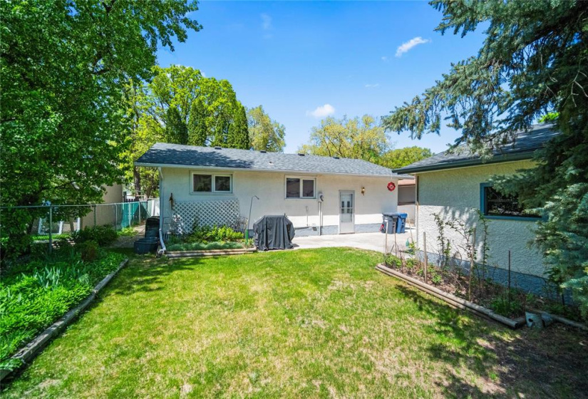 14 Rutgers, 3 Bedrooms Bedrooms, 12 Rooms Rooms,2 BathroomsBathrooms,Residential,For Sale,Rutgers
