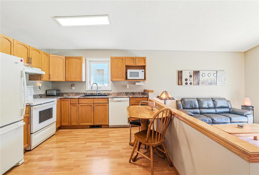 11 Orchard Hill, 3 Bedrooms Bedrooms, 15 Rooms Rooms,2 BathroomsBathrooms,Residential,For Sale,Orchard Hill