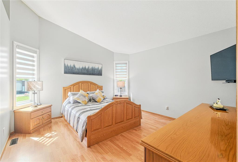 11 Orchard Hill, 3 Bedrooms Bedrooms, 15 Rooms Rooms,2 BathroomsBathrooms,Residential,For Sale,Orchard Hill