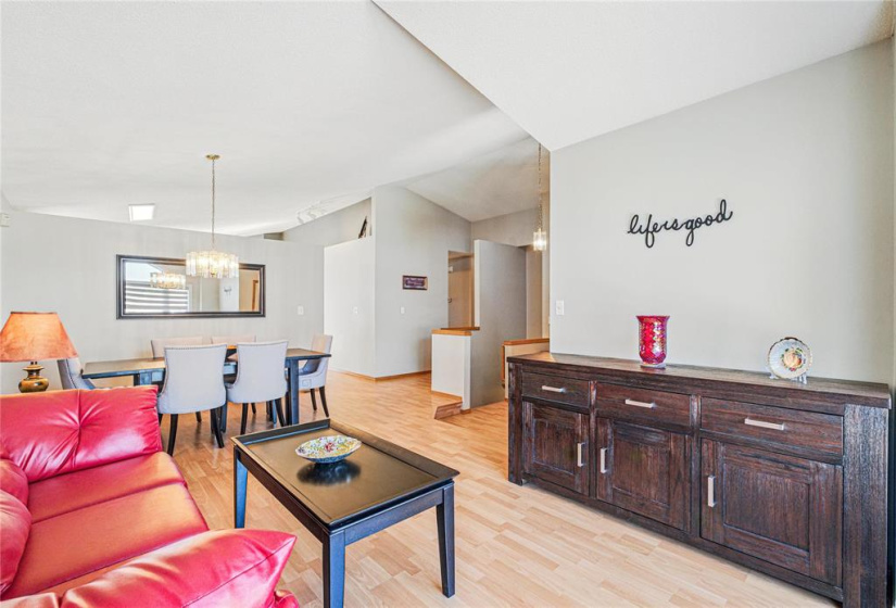 11 Orchard Hill, 3 Bedrooms Bedrooms, 15 Rooms Rooms,2 BathroomsBathrooms,Residential,For Sale,Orchard Hill