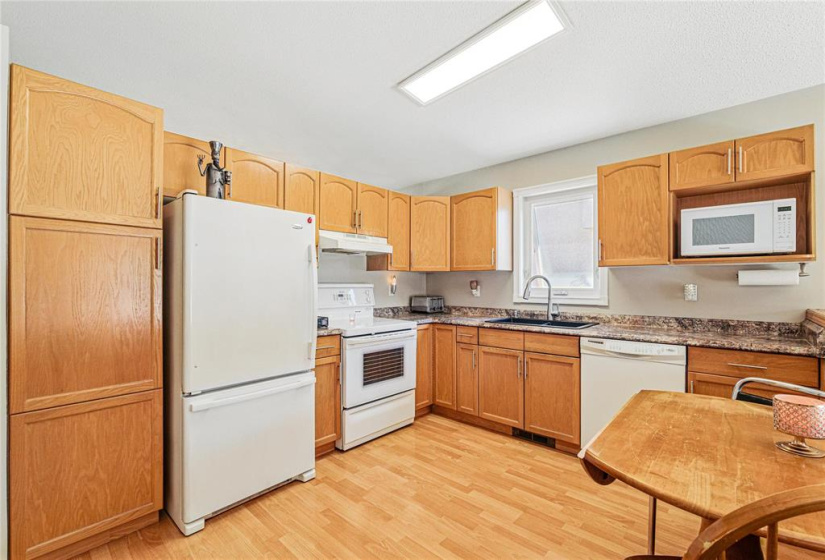 11 Orchard Hill, 3 Bedrooms Bedrooms, 15 Rooms Rooms,2 BathroomsBathrooms,Residential,For Sale,Orchard Hill