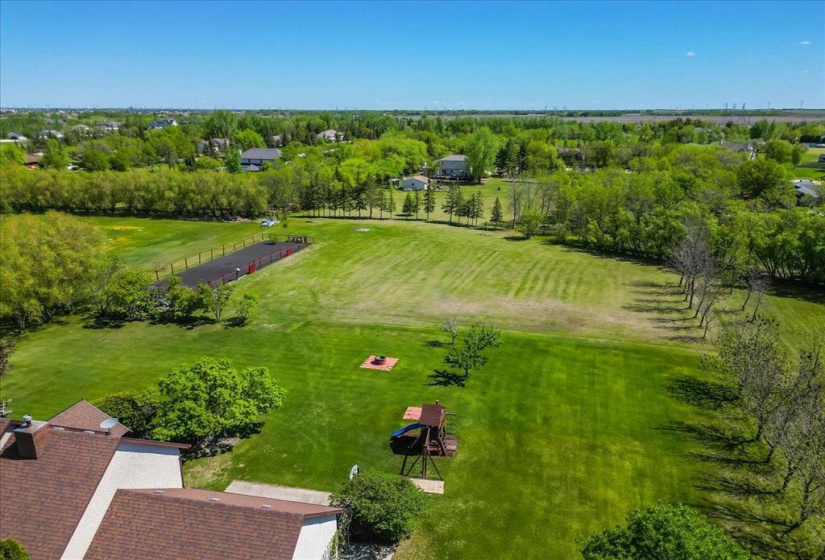 633 Sioux, 5 Bedrooms Bedrooms, 15 Rooms Rooms,3 BathroomsBathrooms,Residential,For Sale,Sioux